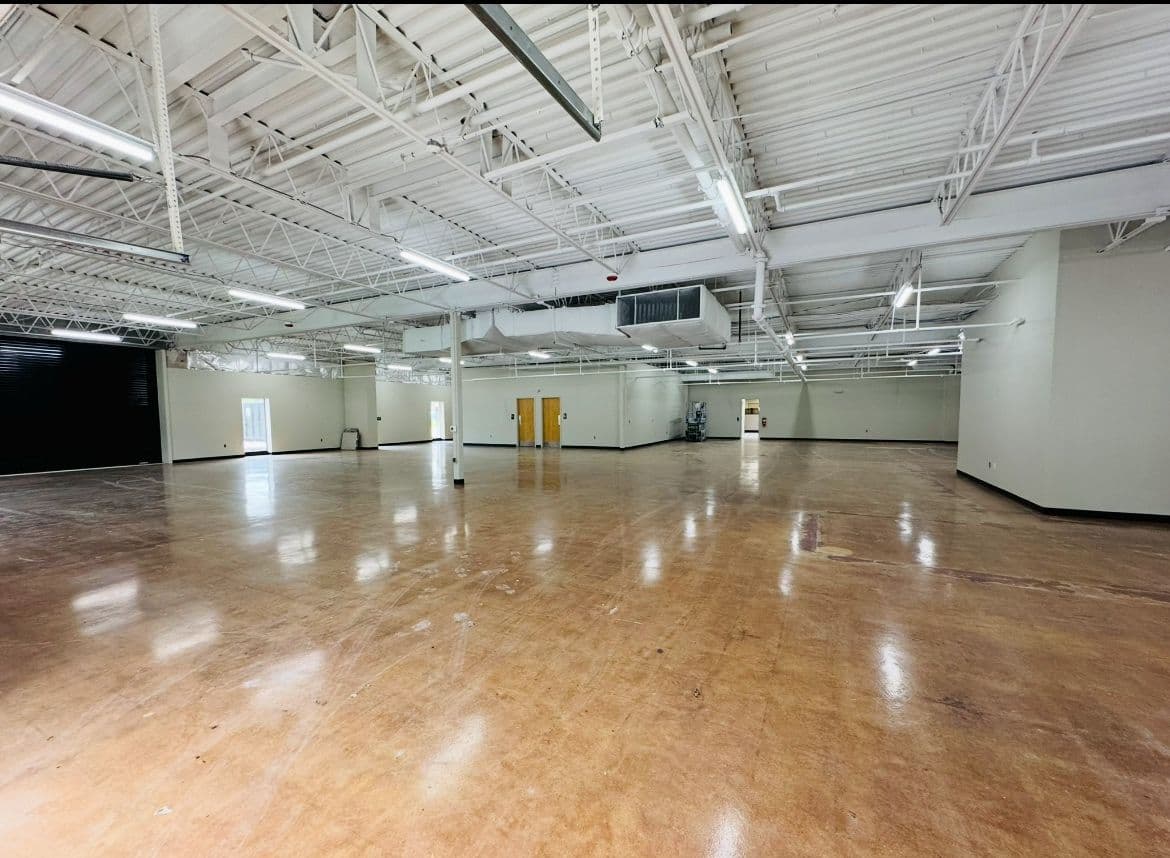 Flagger Force completed commercial painting and wallcovering project